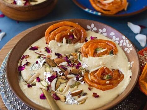 Hot Jalebi with Rabdi